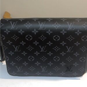 Louis Vuitton Dark Gray Monogram Messenger Bag